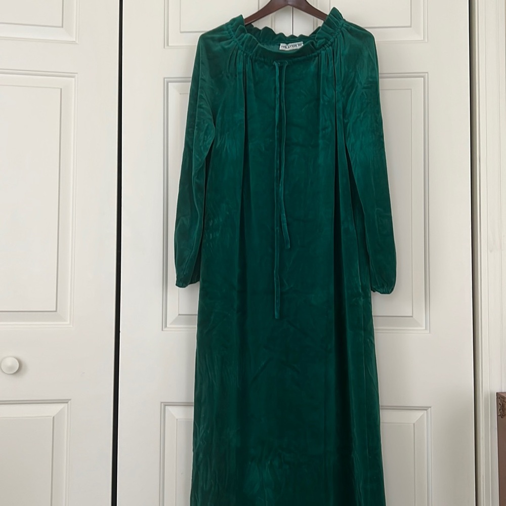 Loungewear velour nightgown by Halston 1V.